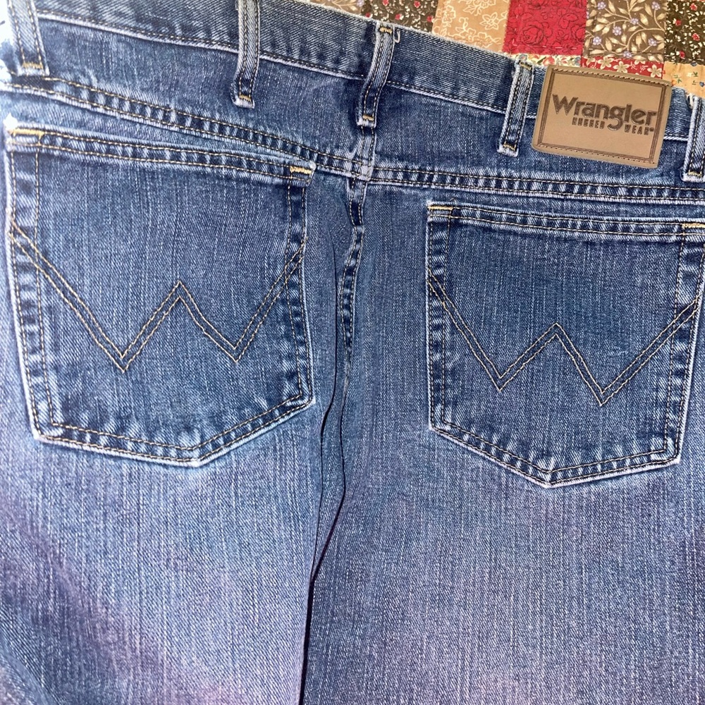 Wrangler pants - Picture 3 of 3